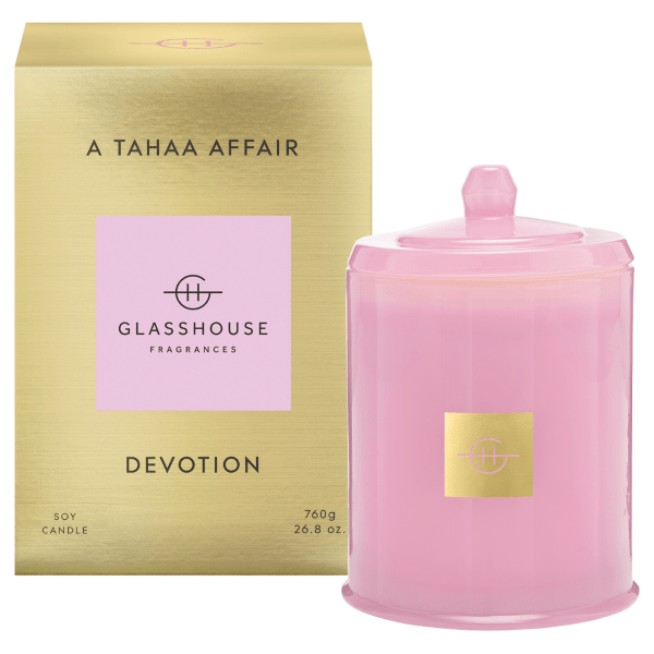 A Tahaa Devotion Collector Edition Candle 760g